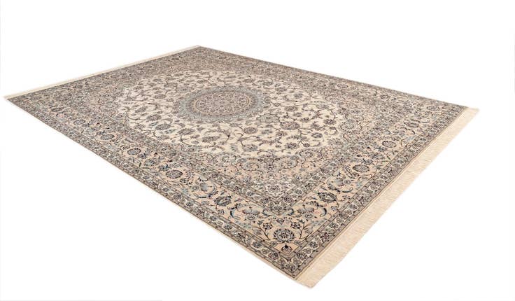 Detail image of 8' 6 x 11' 10 Nain Rug