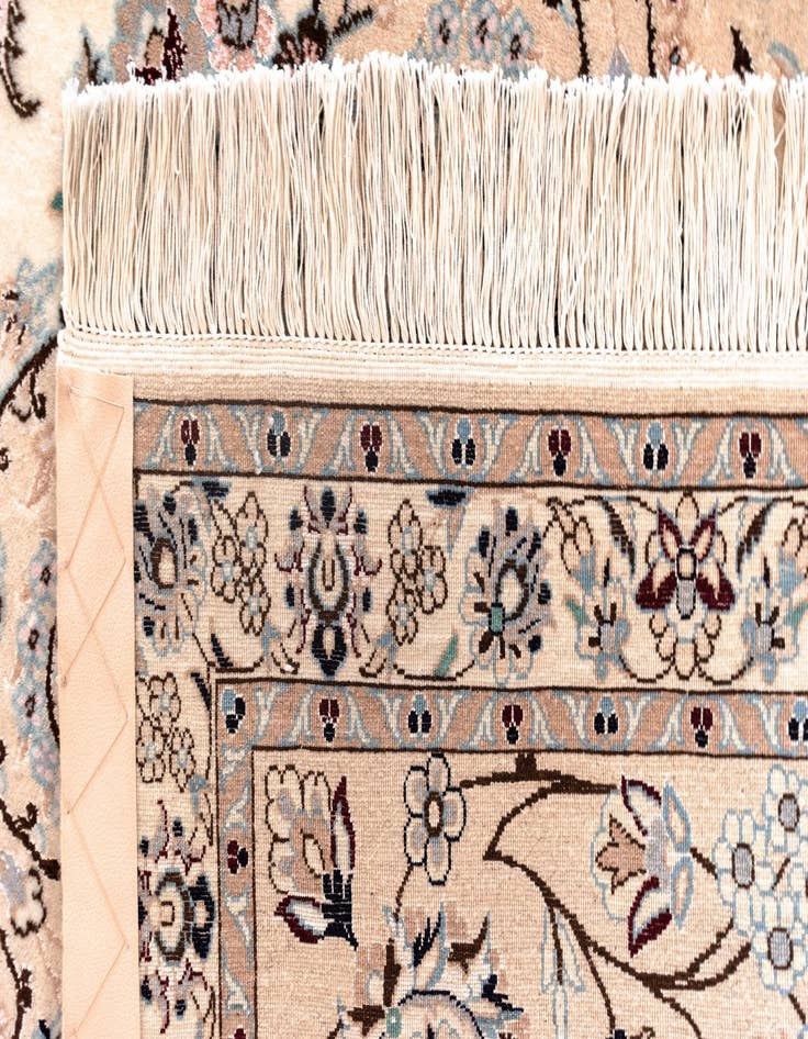 Detail image of 8' 6 x 11' 10 Nain Rug