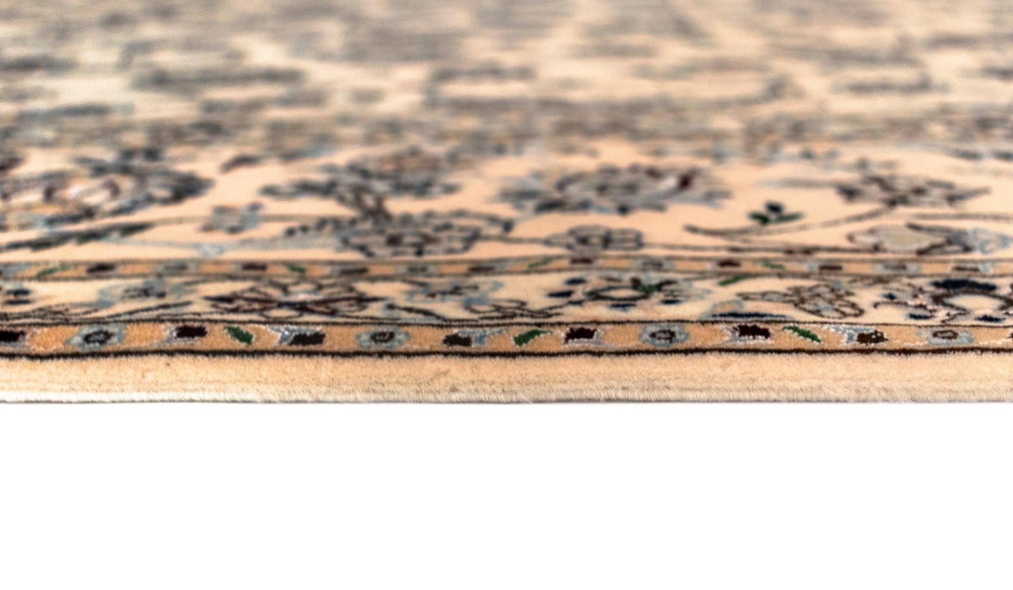 8' 5 x 10' 3 Nain Rug