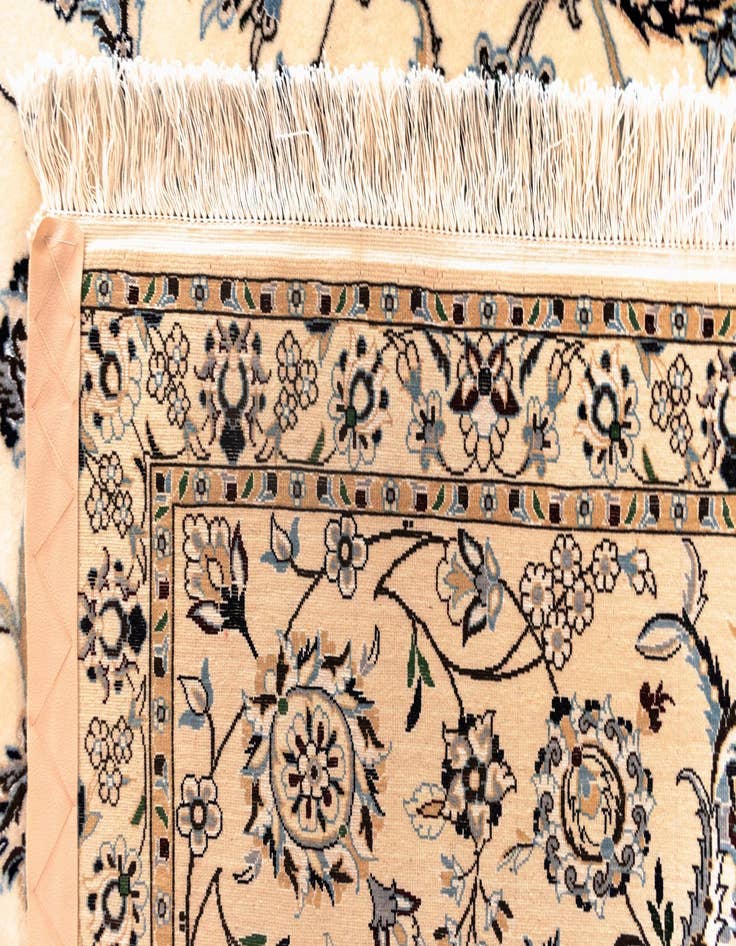 Detail image of 8' 5 x 10' 3 Nain Rug