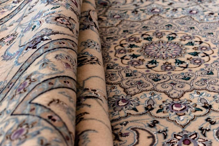 Detail image of 8' 6 x 12' Nain Rug