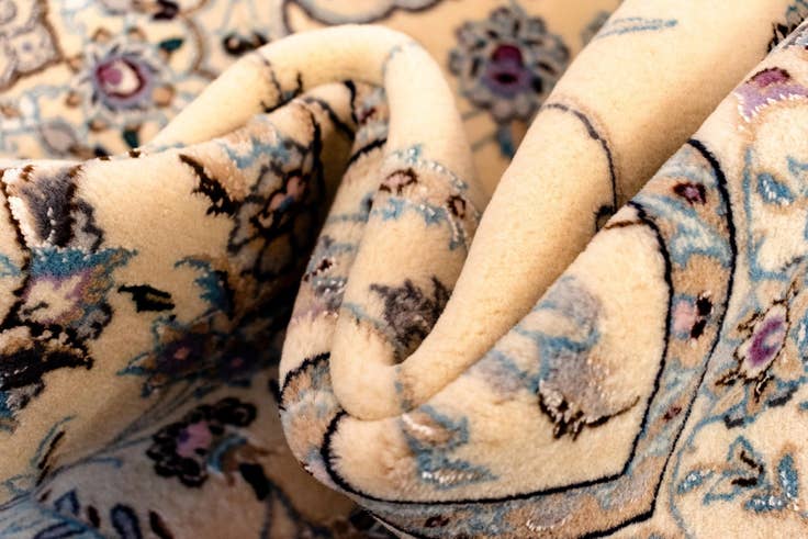 Detail image of 8' 6 x 12' Nain Rug