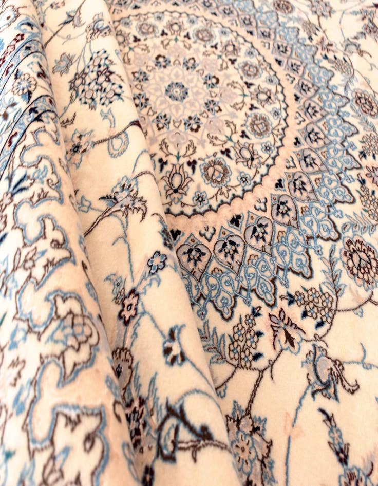 Detail image of 8' 6 x 11' 8 Nain Rug
