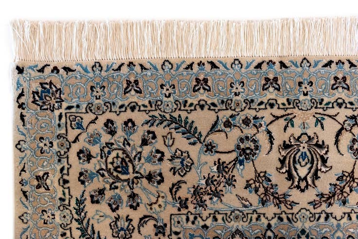 Detail image of 6' 11 x 10' 3 Nain Rug