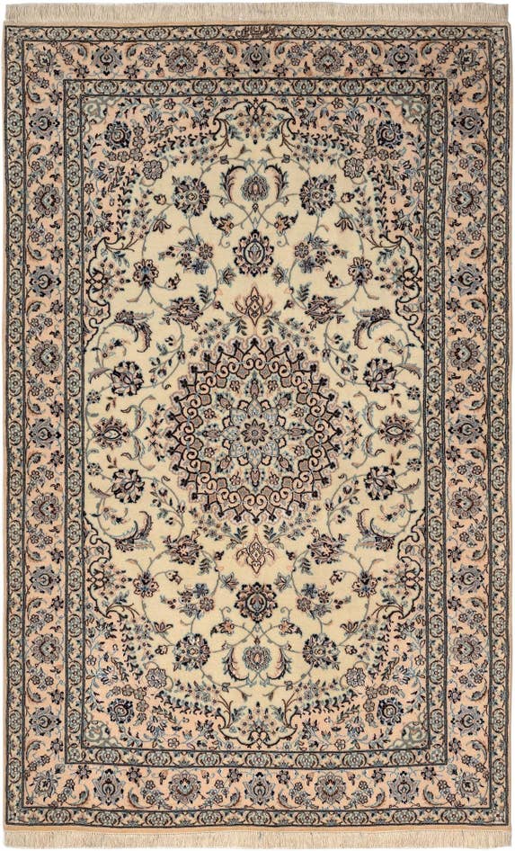 Detail image of 4' 3 x 6' 9 Nain Rug