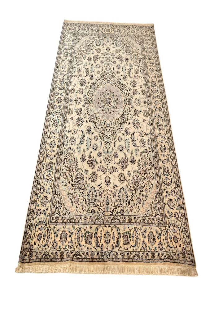 4' 5 x 6' 10 Nain Rug