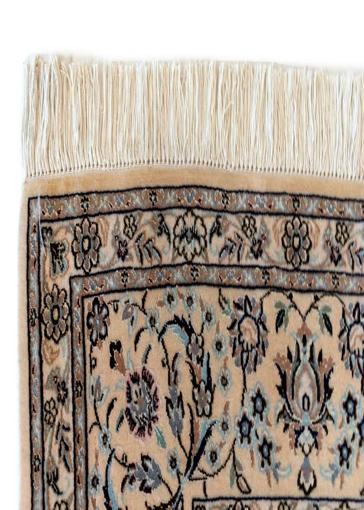 4' 7 x 6' 9 Nain Rug