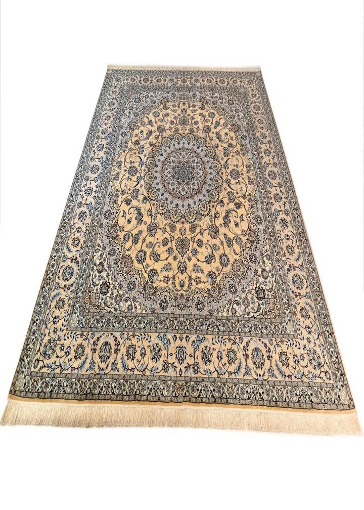 8' 7 x 10' Nain Rug