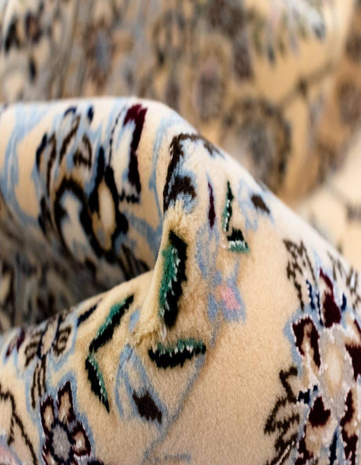 Detail image of 8' 7 x 10' Nain Rug