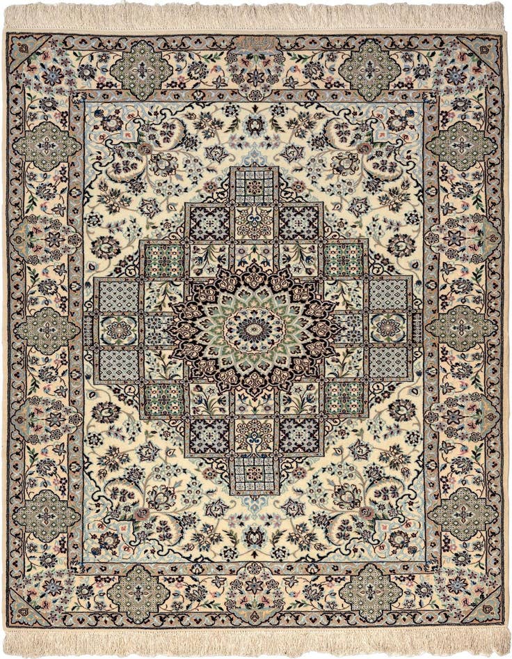 Detail image of 3' 10 x 5' 10 Nain Rug