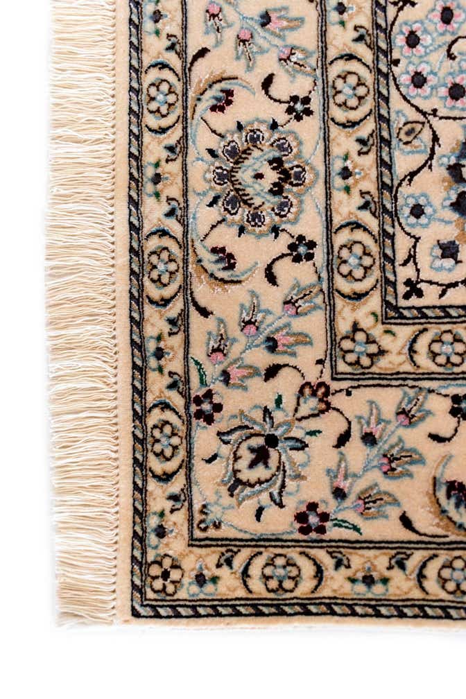 4' 2 x 6' Nain Rug