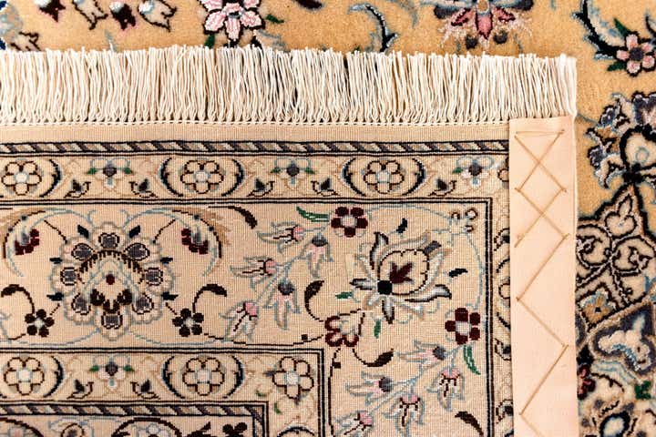 4' 2 x 6' Nain Rug