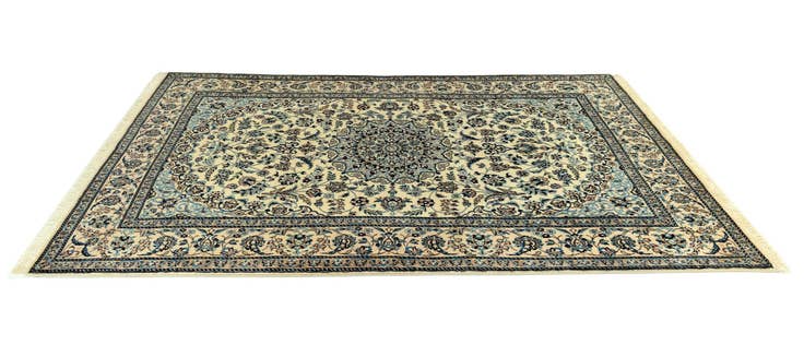 Detail image of 4' 2 x 6' 7 Nain Rug