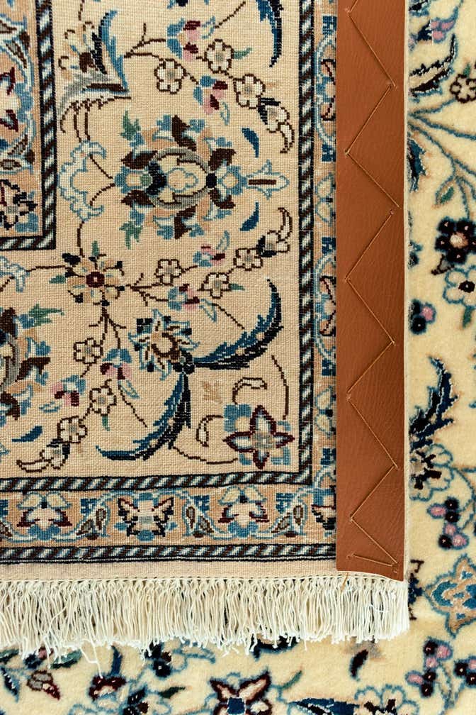 4' 2 x 6' 7 Nain Rug