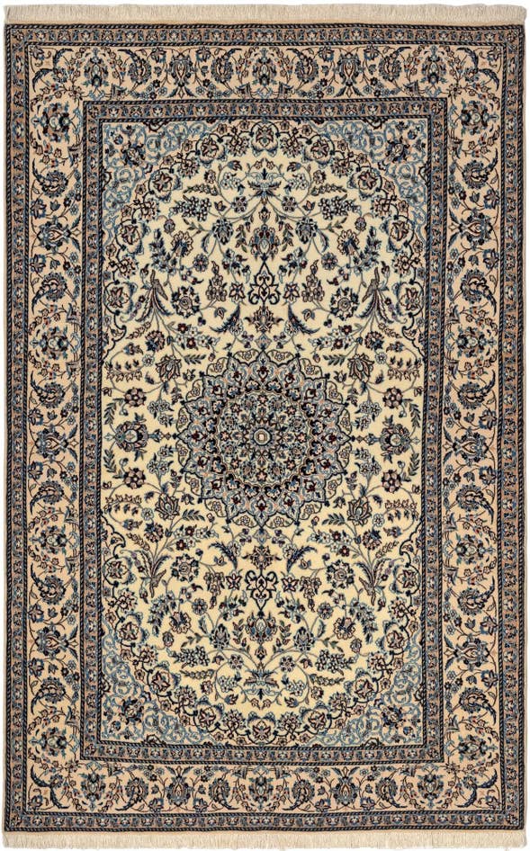 Detail image of 4' 2 x 6' 7 Nain Rug