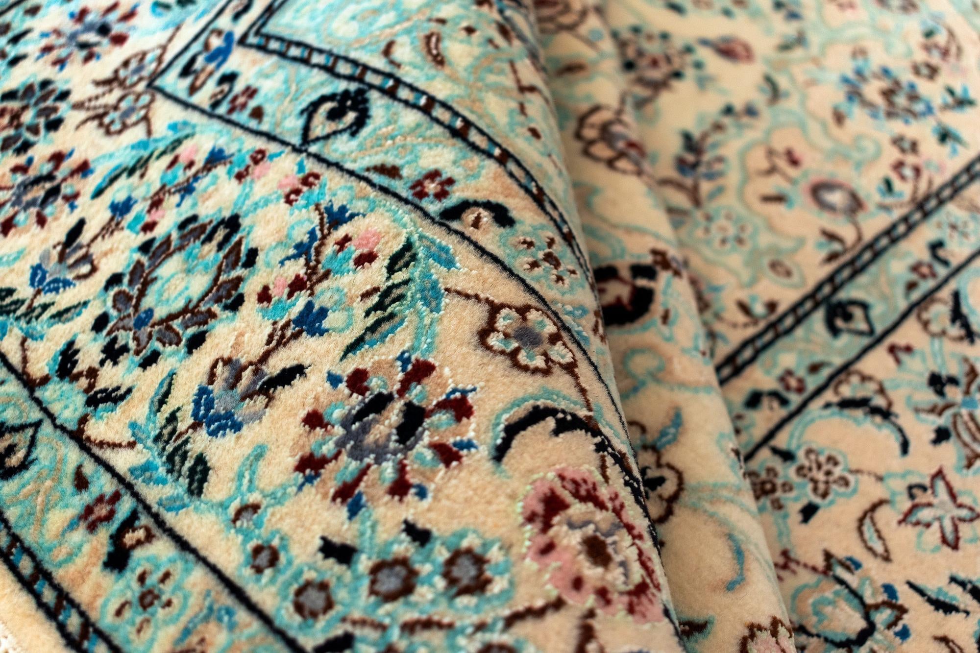 4' 2 x 6' 1 Nain Rug