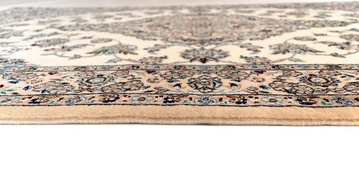 Detail image of 3' 5 x 5' 6 Nain Rug
