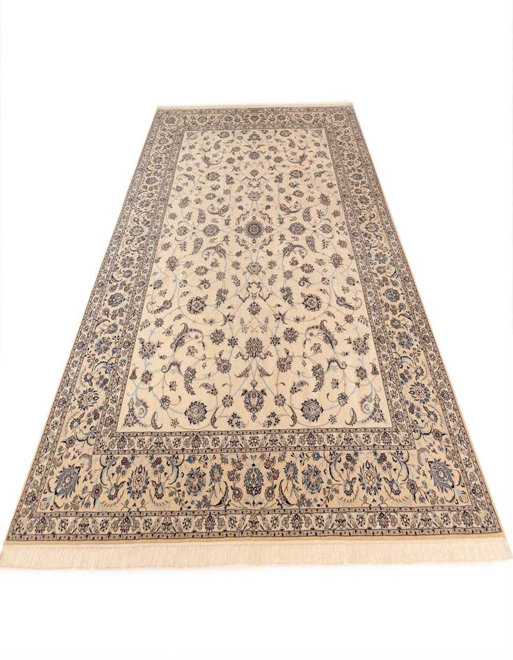 Detail image of 8' 6 x 11' 9 Nain Rug