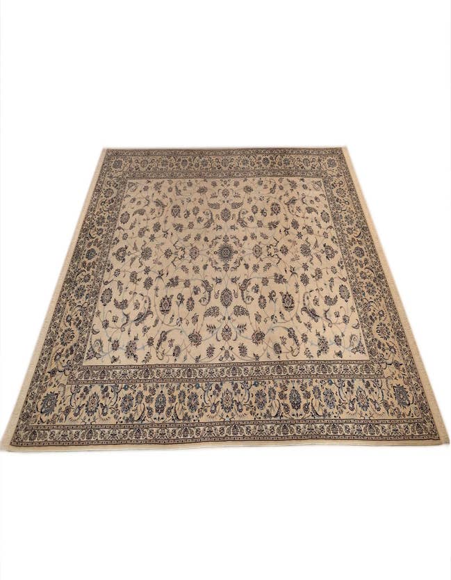 Detail image of 8' 6 x 11' 9 Nain Rug