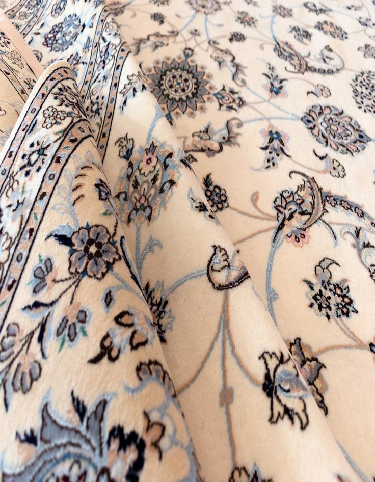 Detail image of 8' 6 x 11' 9 Nain Rug