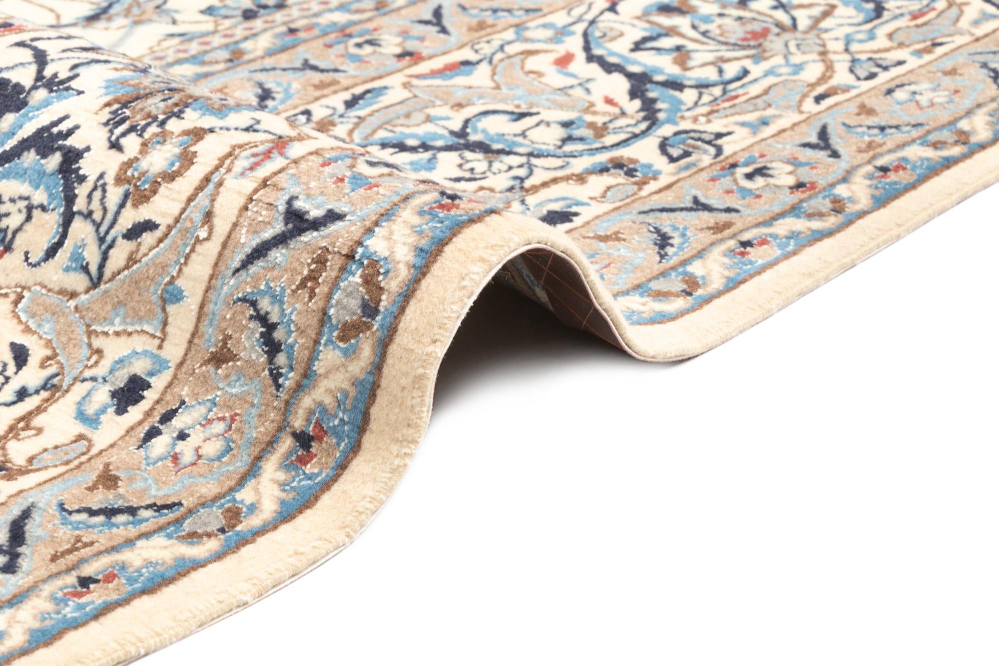 8' 8 x 13' 3 Nain Rug
