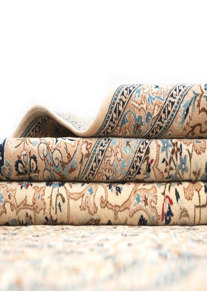 5' 7 x 9' 2 Hand Knotted Nain Rug