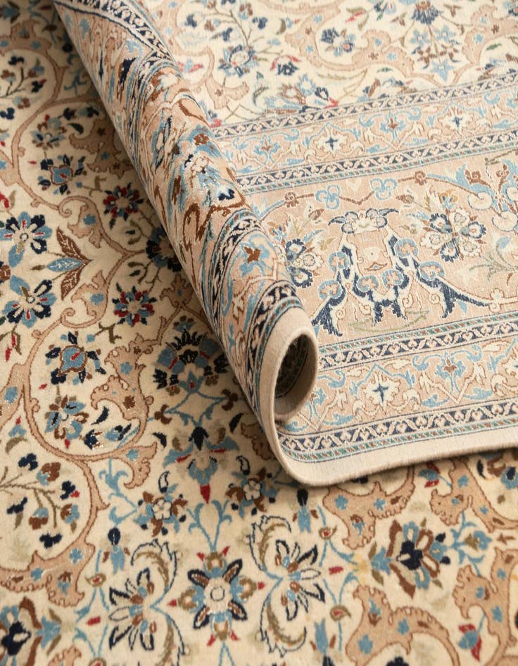 Detail image of 5' 7 x 9' 2  Hand Knotted Nain Rug