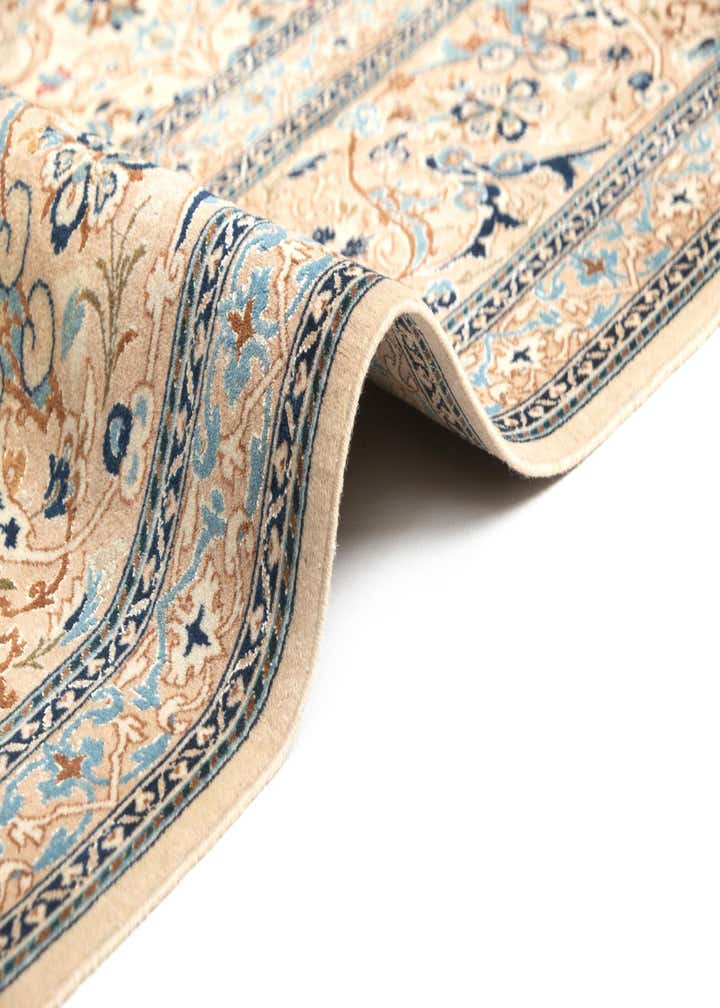5' 7 x 9' 2 Hand Knotted Nain Rug