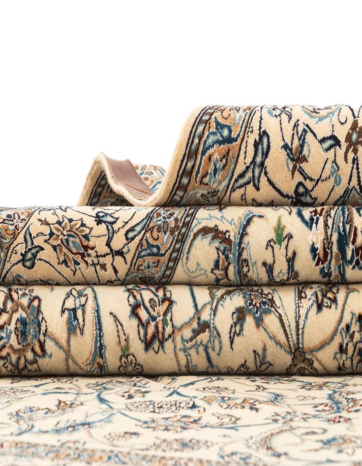 Detail image of 5' 7 x 8' 7 Hand Knotted Nain Rug