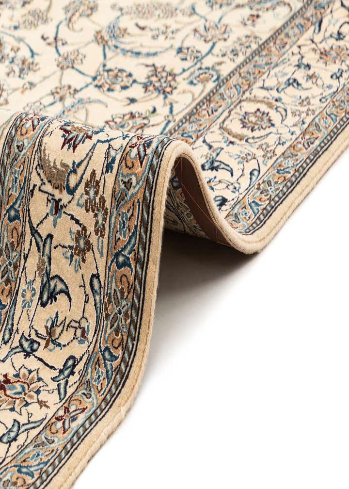 5' 7 x 8' 7 Hand Knotted Nain Rug