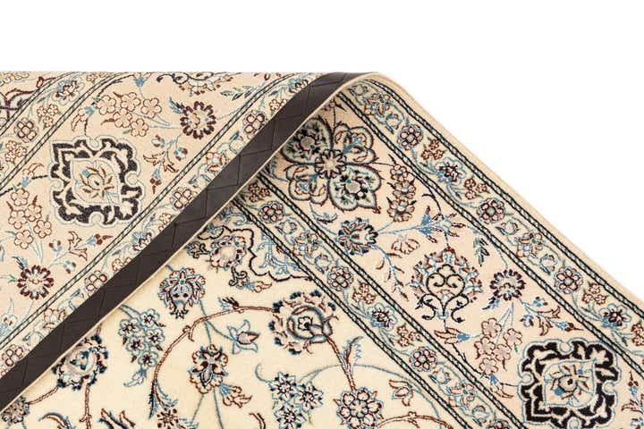 5' 1 x 7' 9 Hand Knotted Nain Rug