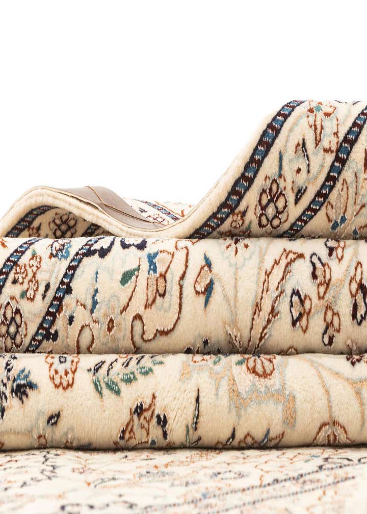 4' 11 x 7' 8 Hand Knotted Nain Rug