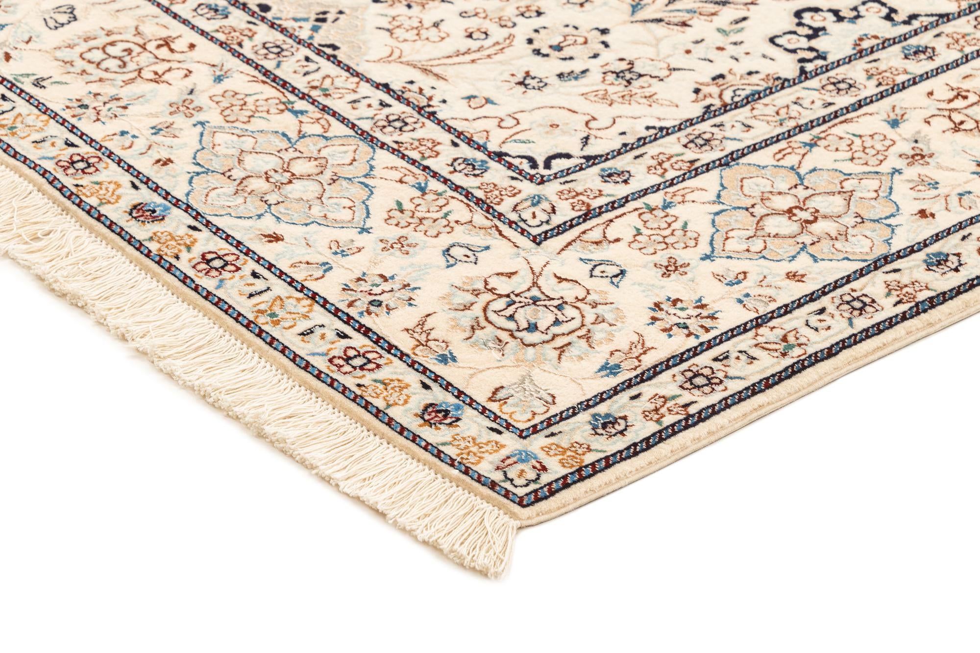 4' 11 x 7' 8 Hand Knotted Nain Rug