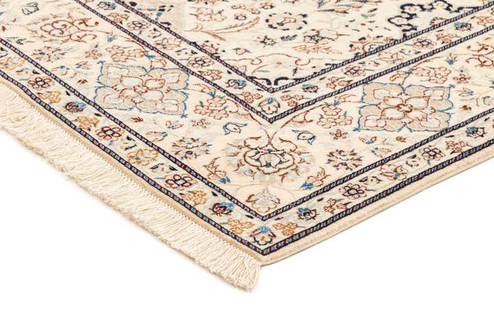 4' 11 x 7' 8 Hand Knotted Nain Rug