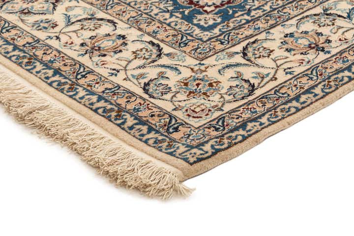 5' 1 x 8' 4 Hand Knotted Nain Rug