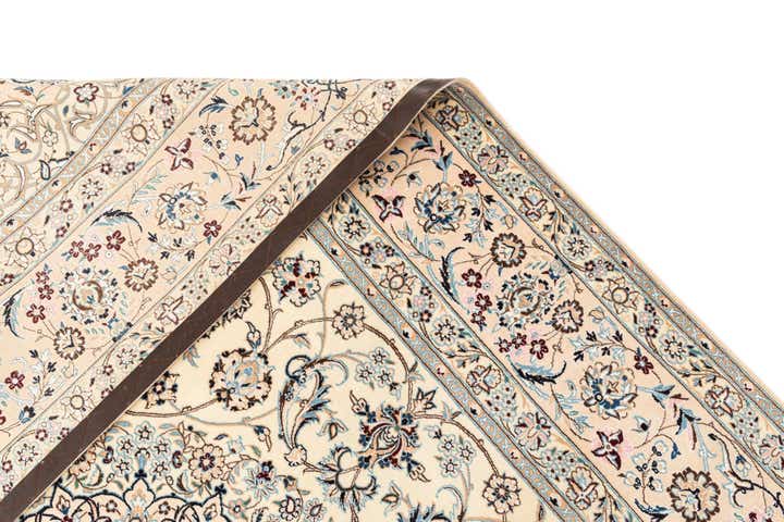 6' 11 x 10' 2 Hand Knotted Nain Rug