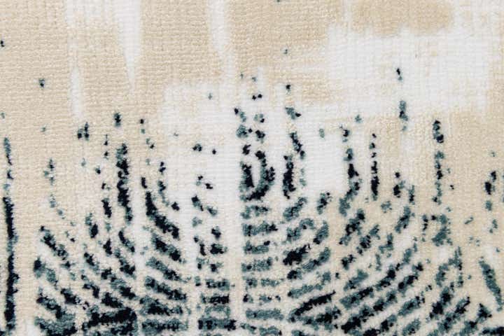 2' 2 x 2' 7 Nain Rug