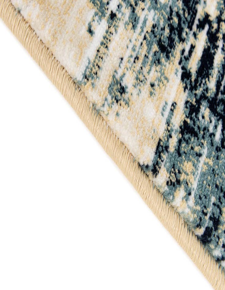 Detail image of 2' 2 x 2' 7 Nain Rug