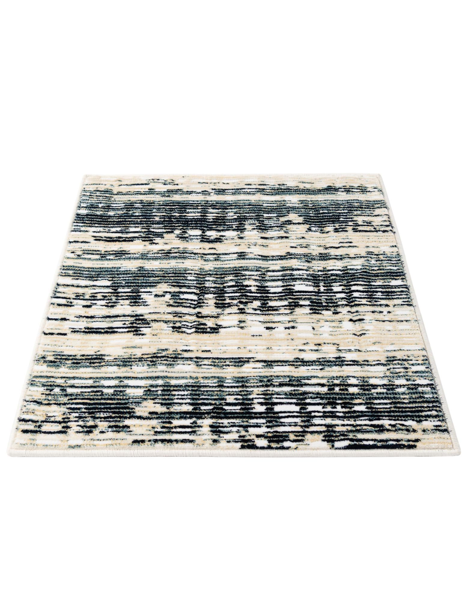 2' 3 x 2' 8 Nain Rug