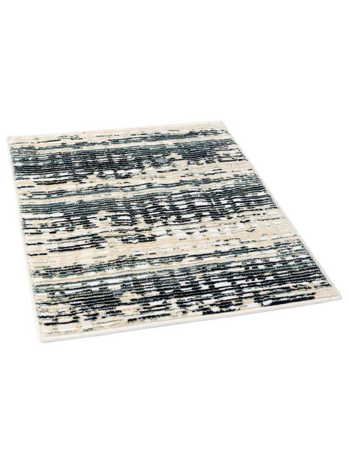 2' 3 x 2' 8 Nain Rug