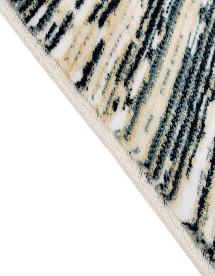 Detail image of 2' 3 x 2' 8 Nain Rug