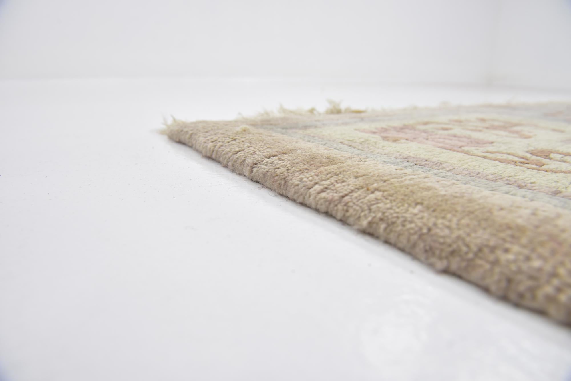 6' 7 x 9' 9 Hand Knotted Nepal Wool Rug