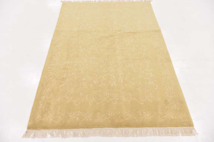 4' 7 x 6' 7 Hand Knotted Nepal Wool Rug
