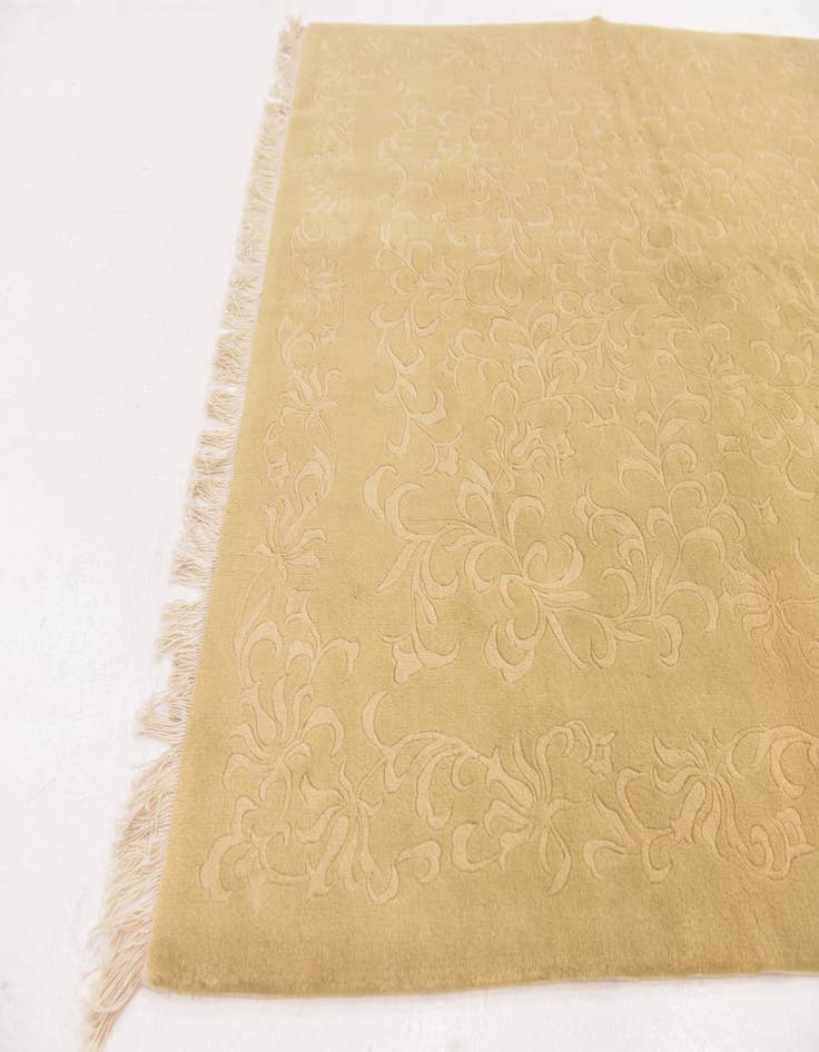 Detail image of 4' 7 x 6' 7 Hand Knotted Nepal Wool Rug