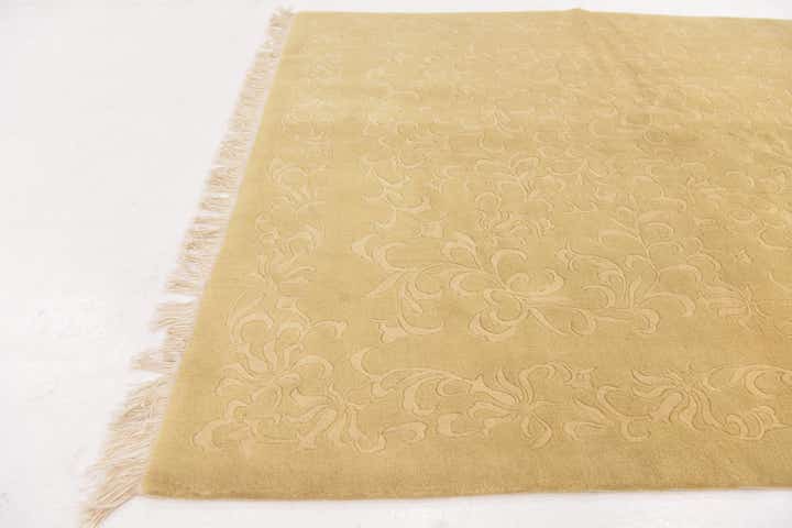 4' 7 x 6' 7 Hand Knotted Nepal Wool Rug