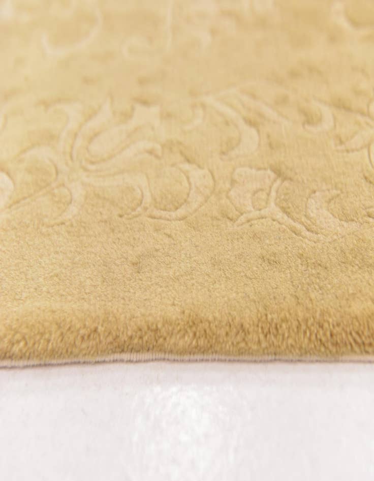 Detail image of 4' 7 x 6' 7  Hand Knotted Nepal Wool Rug