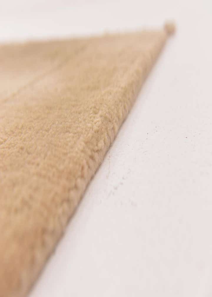 5' 8 x 7' 10 Hand Knotted Nepal Wool Rug