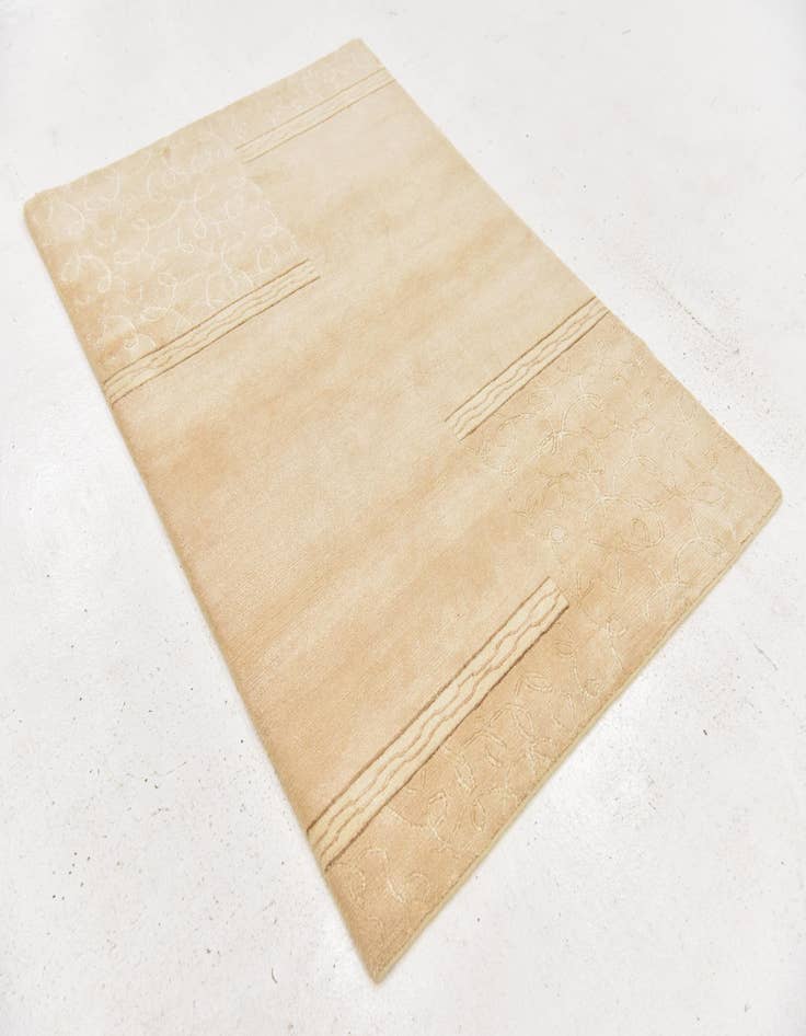 Detail image of 4' x 5' 8 Hand Knotted Nepal Rug