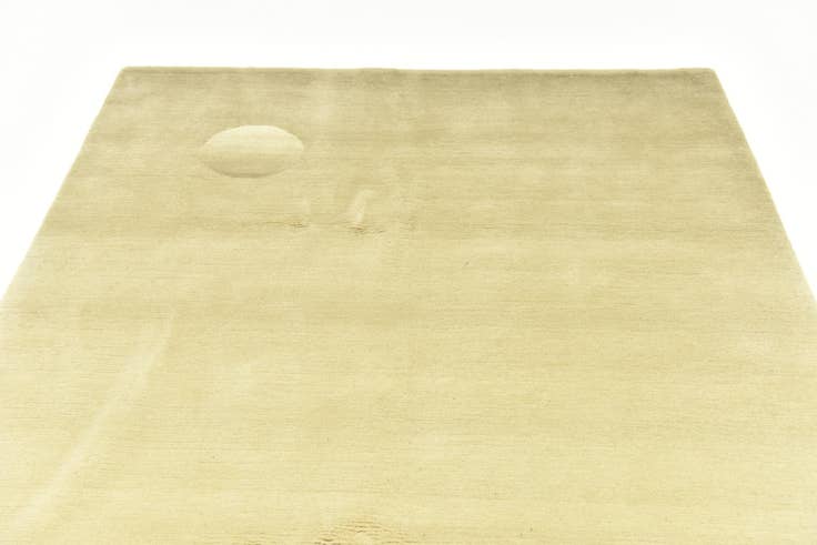 Detail image of 4' 7 x 6' 7 Hand Knotted Nepal Wool Rug