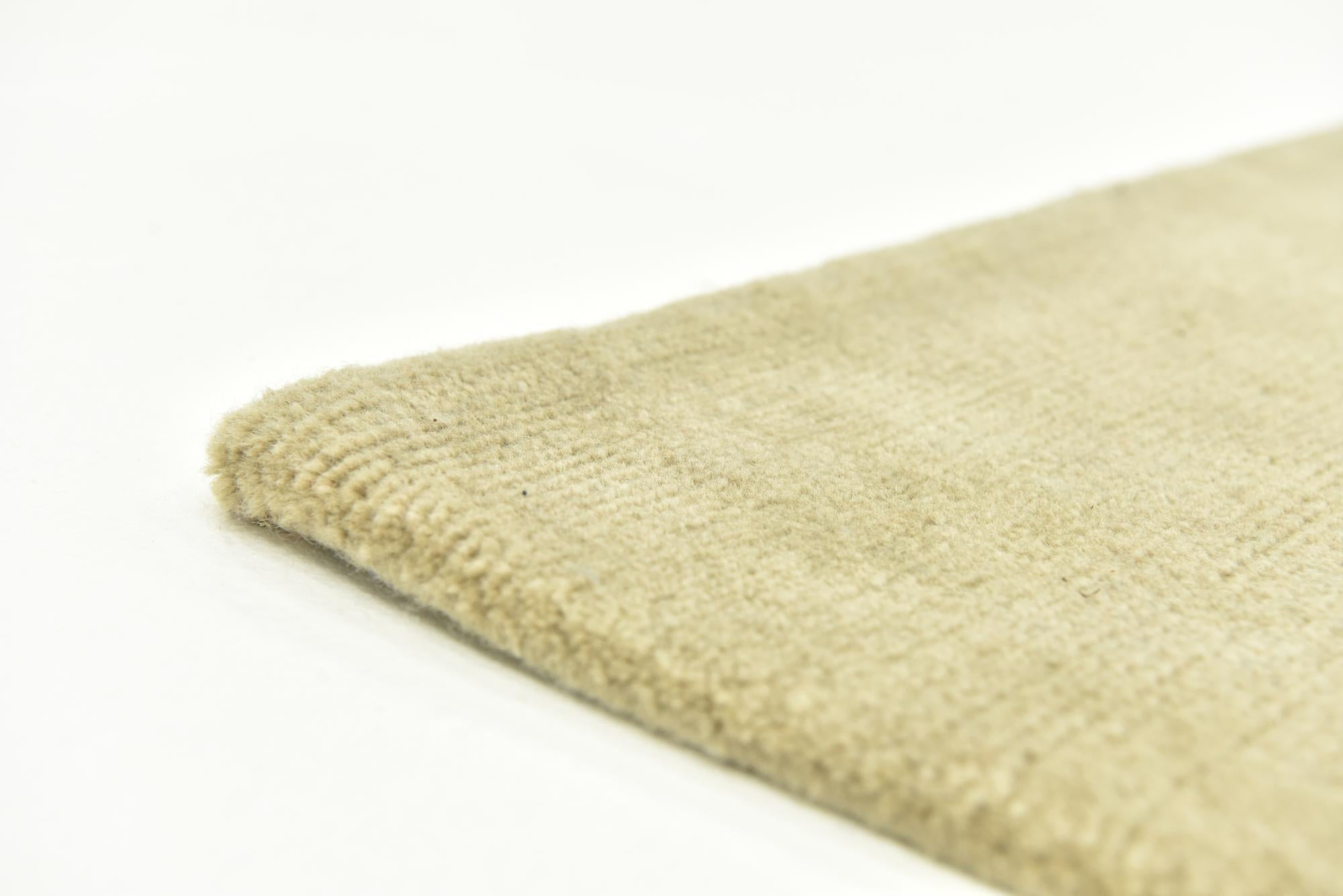 4' 7 x 6' 7 Hand Knotted Nepal Wool Rug